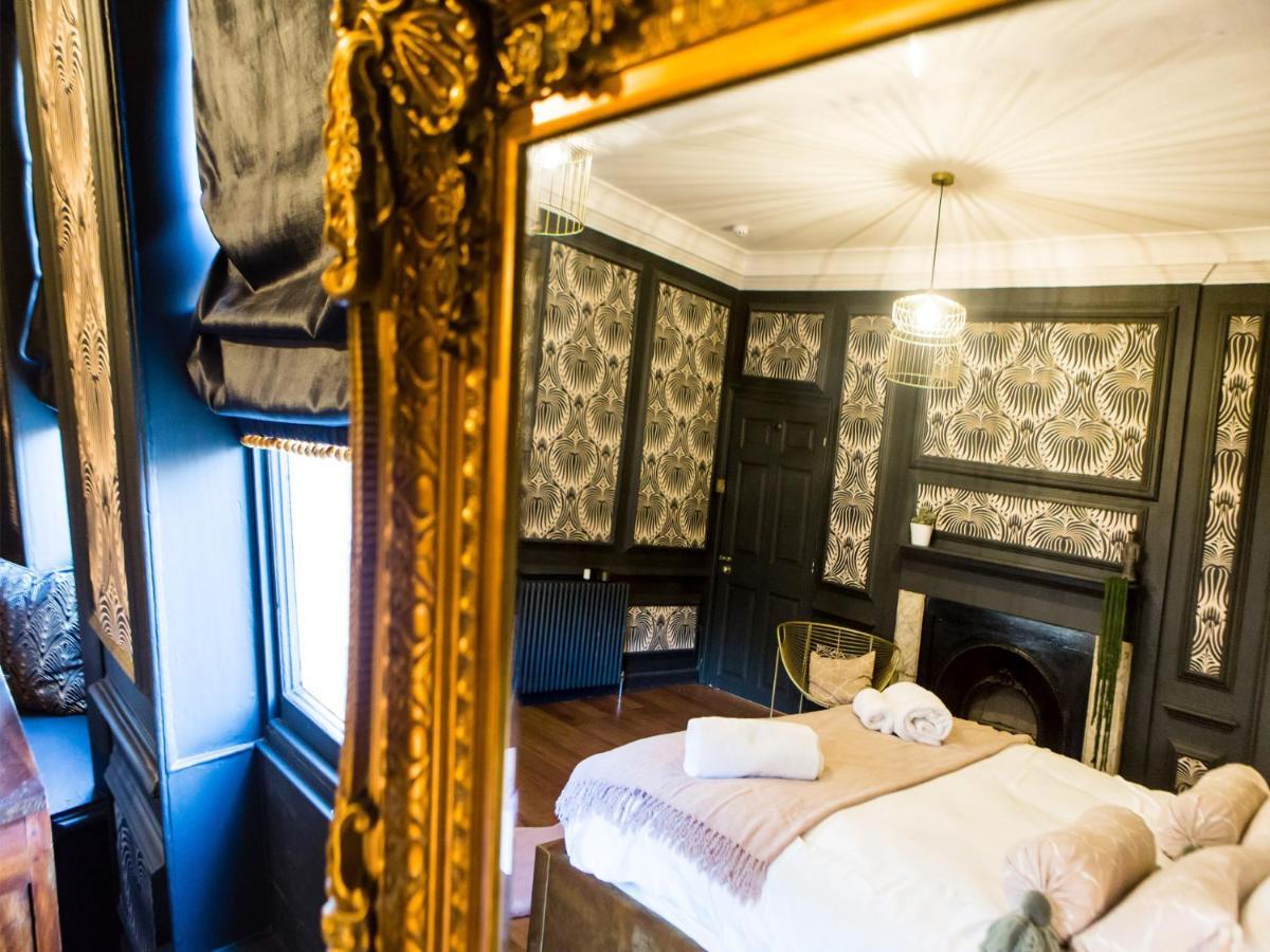 Maison Parfaite Yo1 - Exquisite 400 Year Old, City Centre Townhouse York Kültér fotó